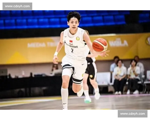 67 分狂胜！杨舒予 22 分 + 6 抢断 宫指导万次特训淬炼女篮外线火力